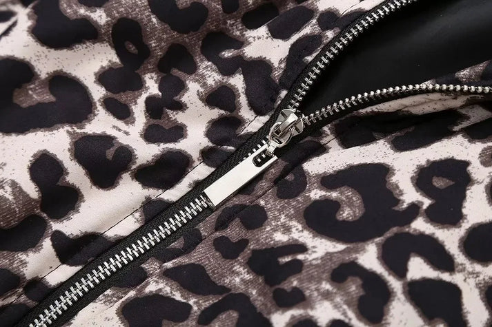 Fiona - Chaqueta bomber para otoño con estampado animal print