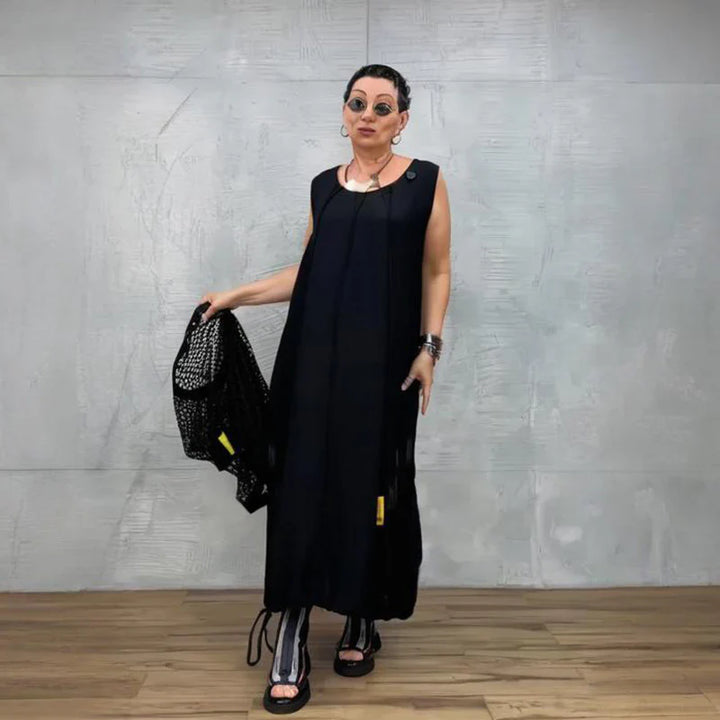 Ava - Conjunto negro de vestido con sobrecamisa calada