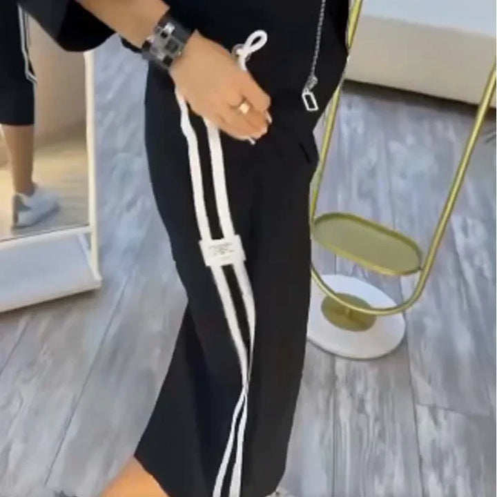 Belinda - Conjunto moderno con bloques de color y líneas elegantes